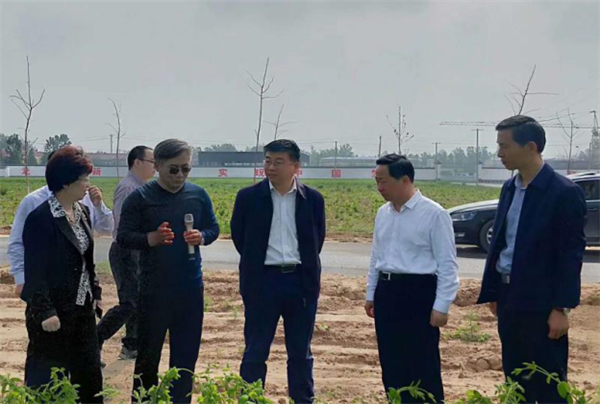 市長(cháng)到公司視察