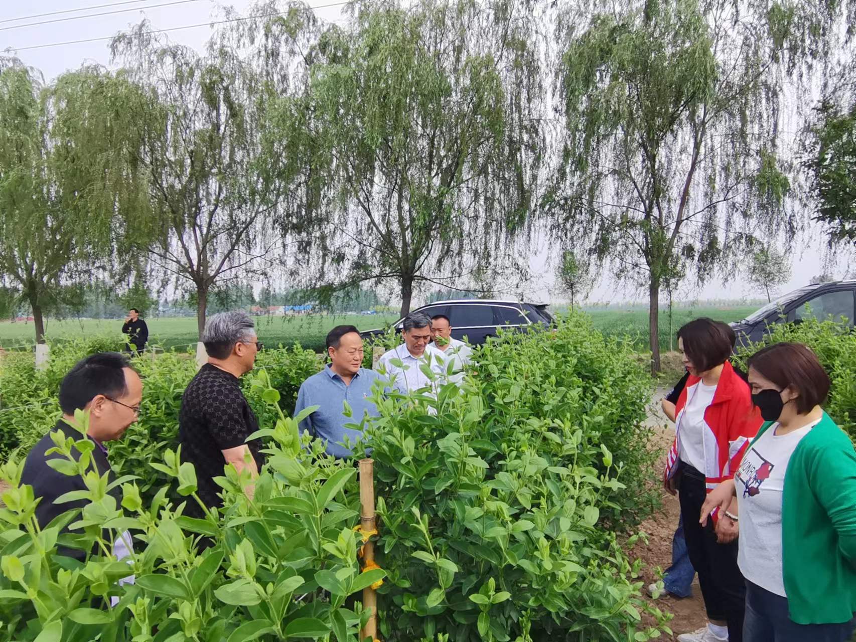 好醫生集團副董事長(cháng)耿福昌到公司考察指導